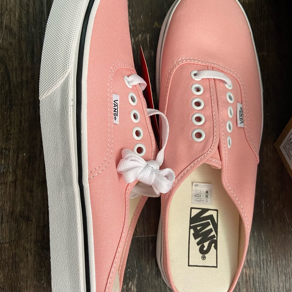 New pink vans size 9 womens 7 mens mule style canvas shoes. Brand new in box.